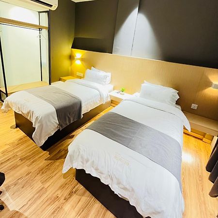 Extreme Boutique Hotel Kluang Exterior photo