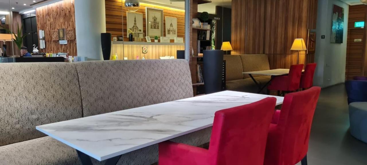 Extreme Boutique Hotel Kluang Exterior photo