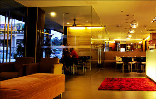 Extreme Boutique Hotel Kluang Exterior photo